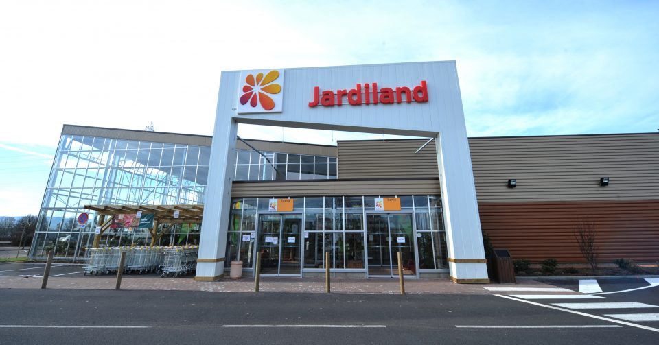 Feu vert pour la cession de 3 magasins Jardiland à Truffaut
