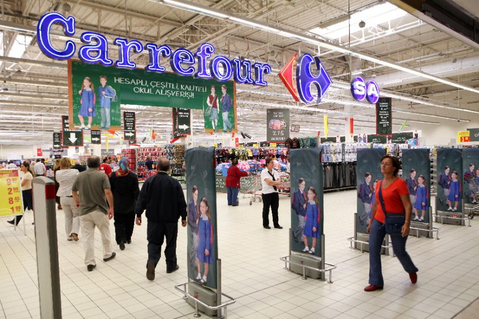 Carrefour renouvelle ses dirigeants en Argentine et en Espagne