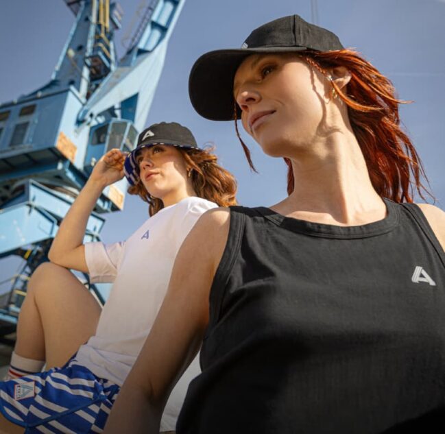 Aldi Studio lance sa première collection capsule inspirée de ses codes visuels