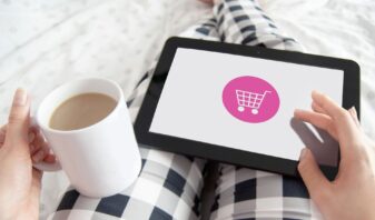 Le temps &eacute;conomis&eacute; grace au e-commerce est ensuite red&eacute;ploy&eacute; pour les interactions sociales