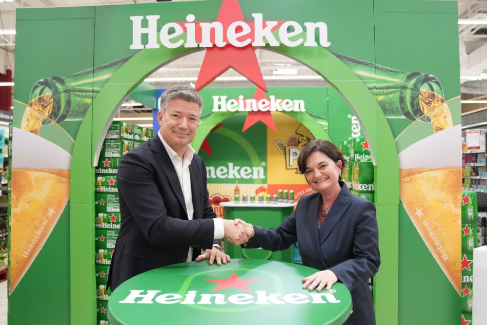Heineken et Carrefour annoncent la signature d’un Sustainability Linked Business Plan (SLBP) Heineken et Carrefour annoncent la signature d’un Sustainability Linked Business Plan (SLBP)