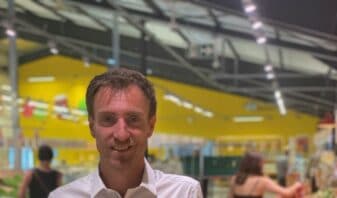 l'enseigne souhaite mettre en avant les producteurs dans une ambiance march&eacute;