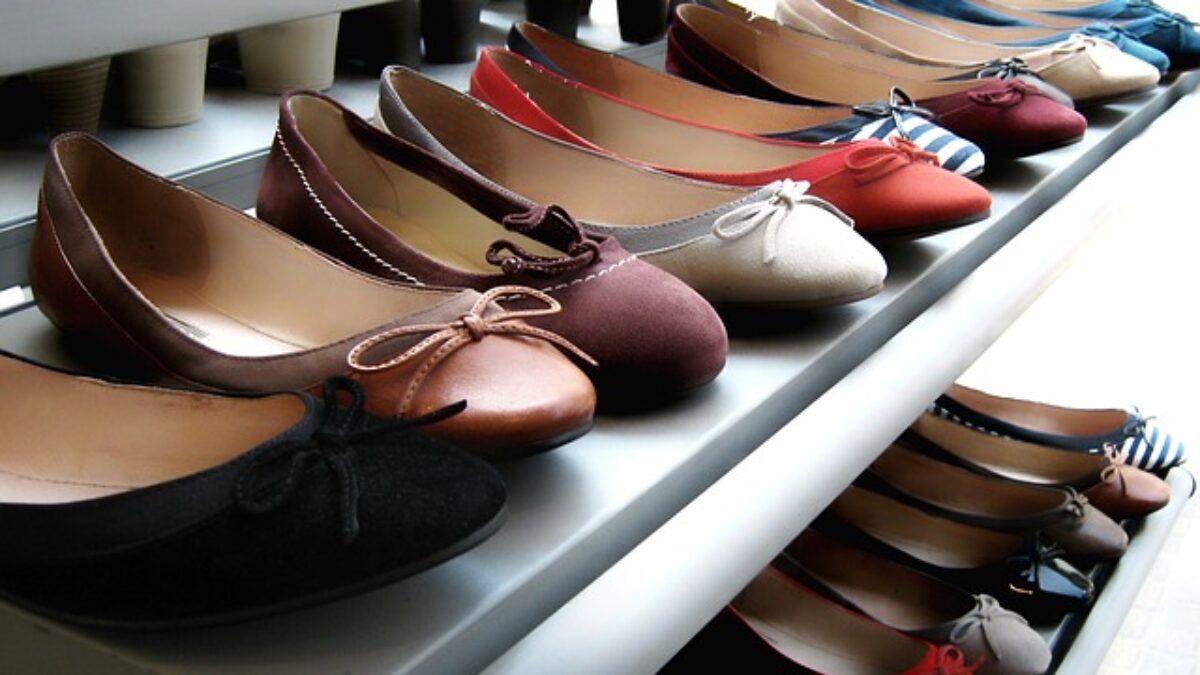 Habillement chaussures les difficultes s accumulent depuis 2010 selon l Insee Points de Vente