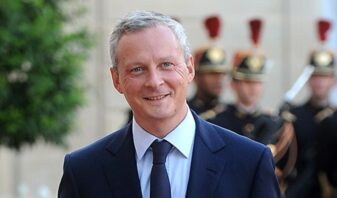 Bruno Le Maire demandent aux commercants et consommateurs d'envisager le commerce de demain