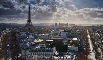 La mode via les vetements de sport sont les plus actives