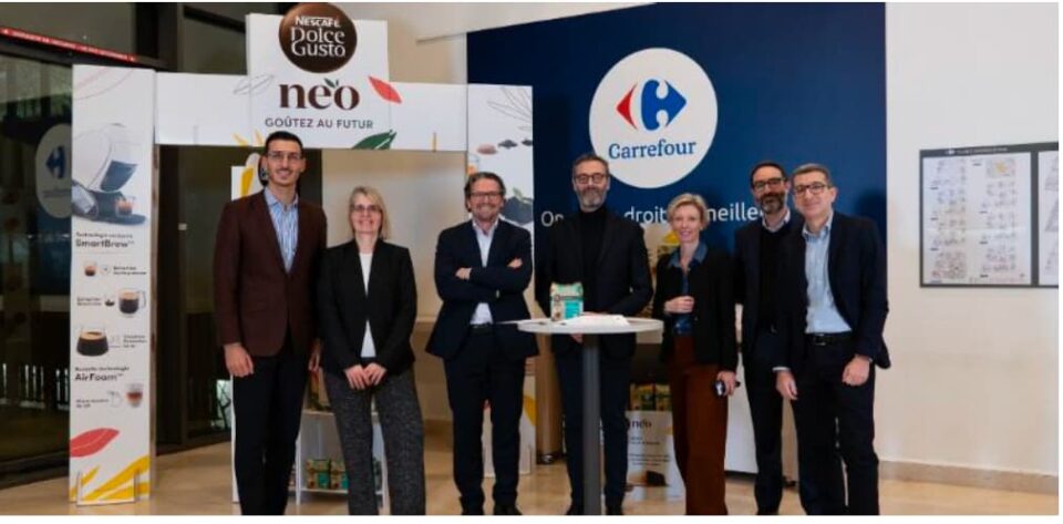 Nestlé signe avec Carrefour le premier Sustainability Linked Business Plan dans le secteur du café