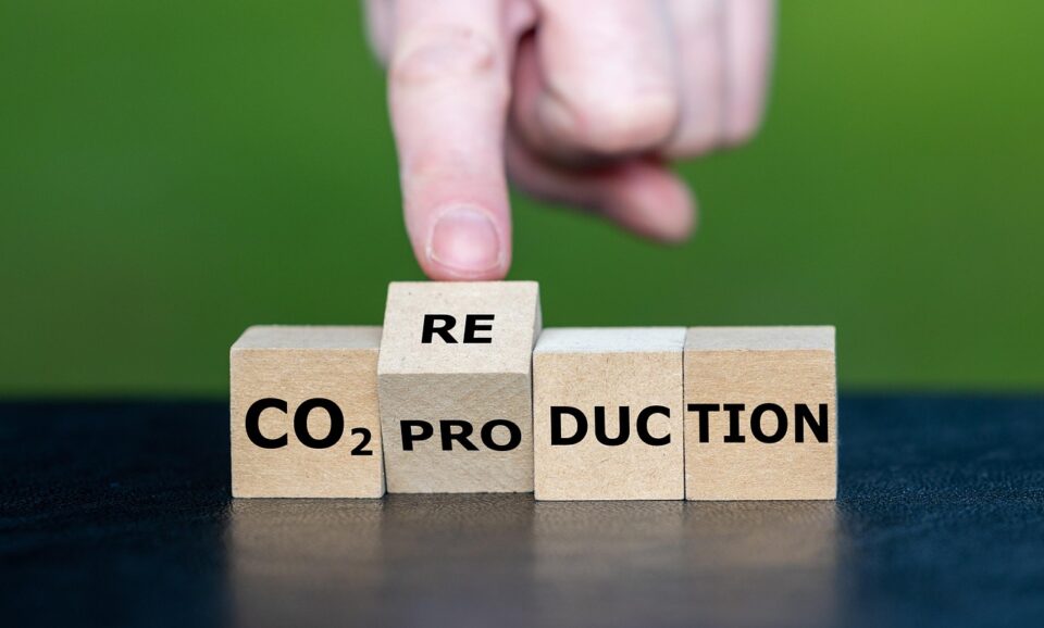 Neuf acteurs du commerce s’unissent pour réduire les émissions de co₂ de leurs fournisseurs