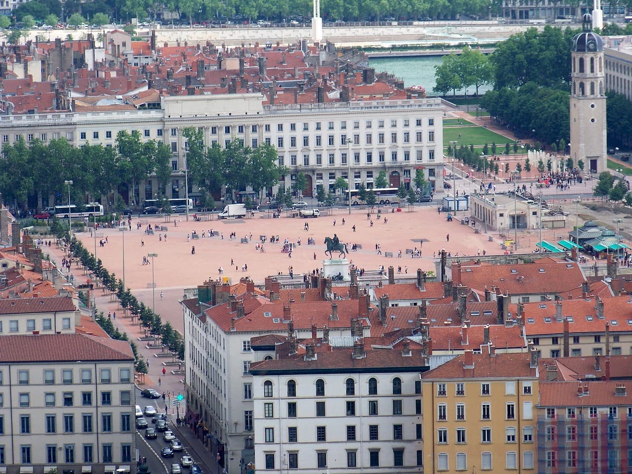 Les villes doivent luttre contre la vacance et les zones périurbaines